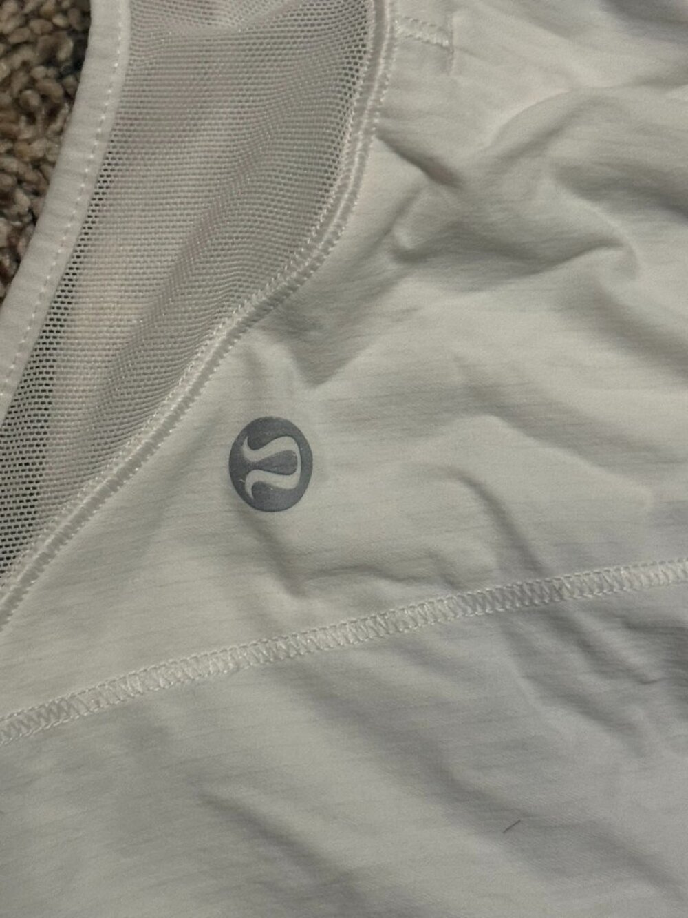lululemon white hotty hot shorts lowrise 2.5"